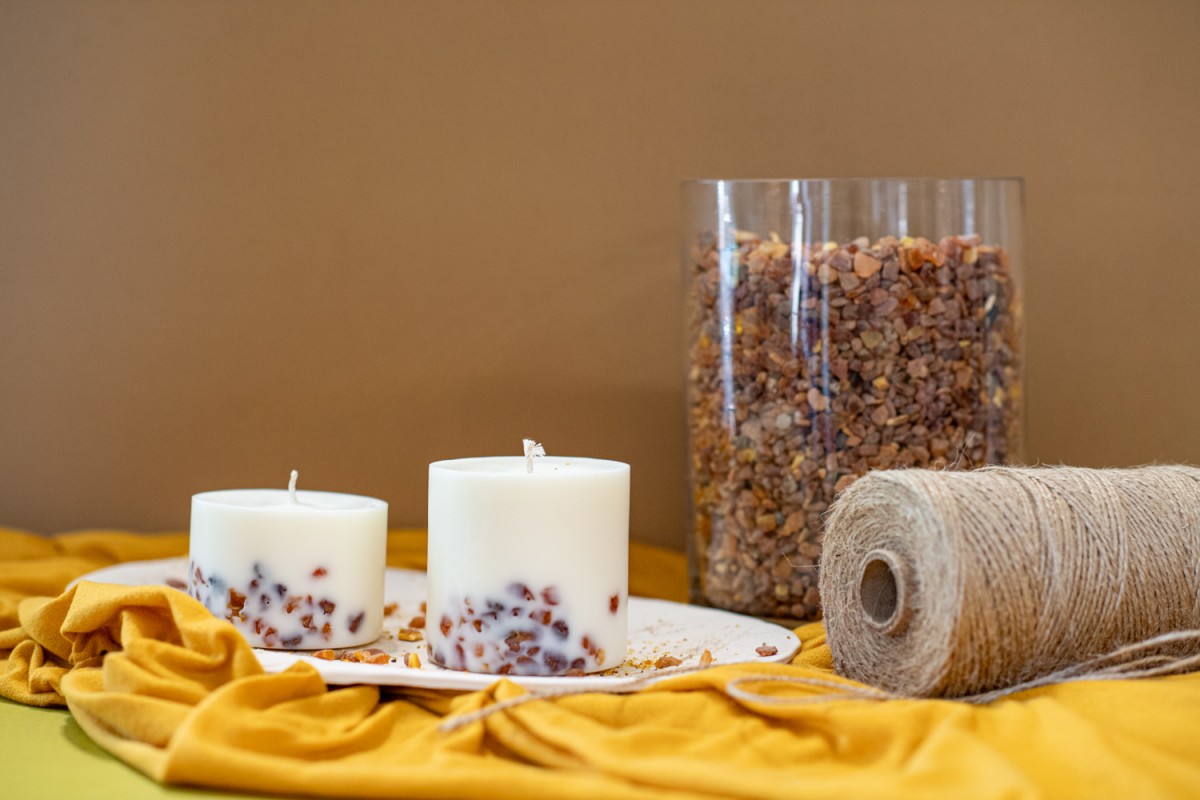 TL Candles Natural soy wax candles soy wax pillar candles botanical candles handmade candles scented candles pine candle
