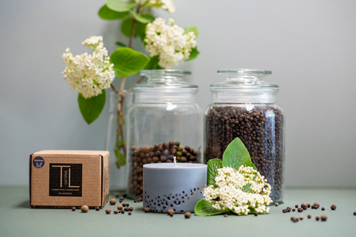 TL Candles Natural soy wax candles soy wax pillar candles botanical candles handmade candles scented candles patchouli candle
