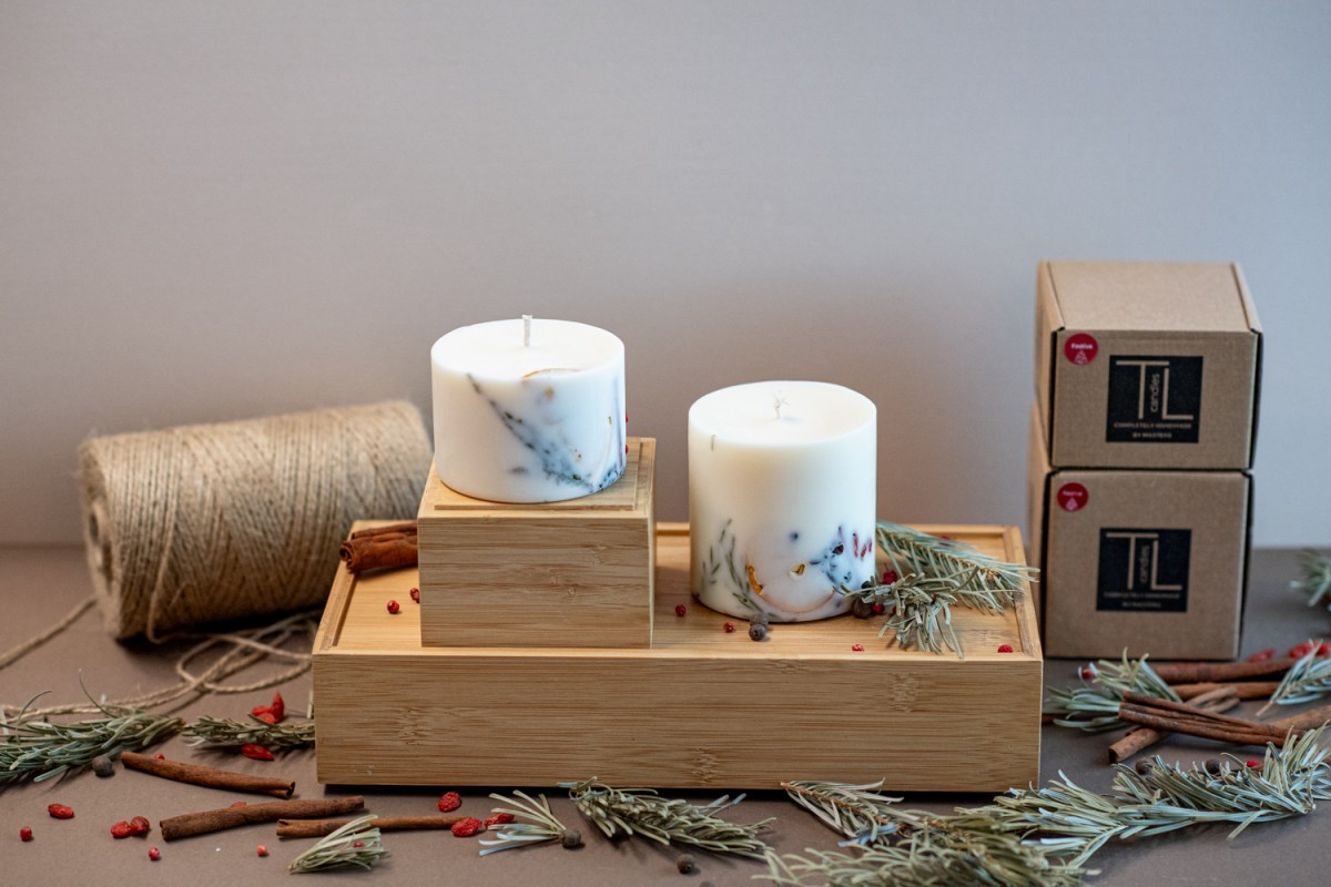 TL Candles Natural soy wax candles soy wax pillar candles botanical candles handmade candles scented candles Christmas candle