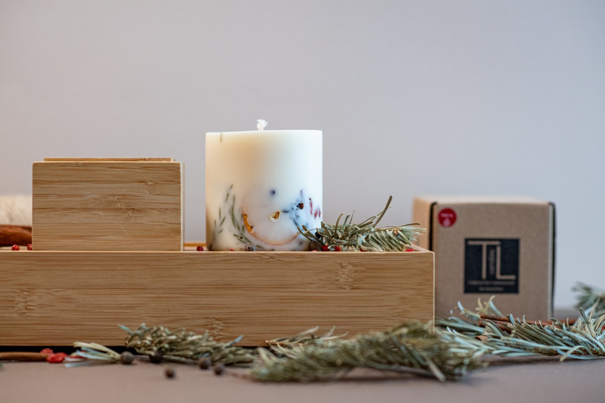 TL Candles Natural soy wax candles soy wax pillar candles botanical candles handmade candles scented candles Christmas candle