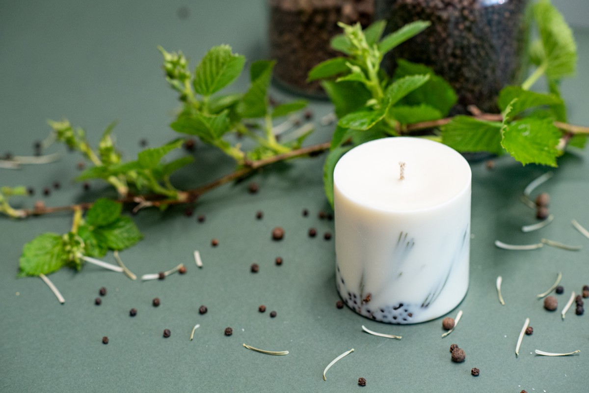 TL Candles Natural soy wax candles soy wax pillar candles botanical candles handmade candles scented candles juniper candle