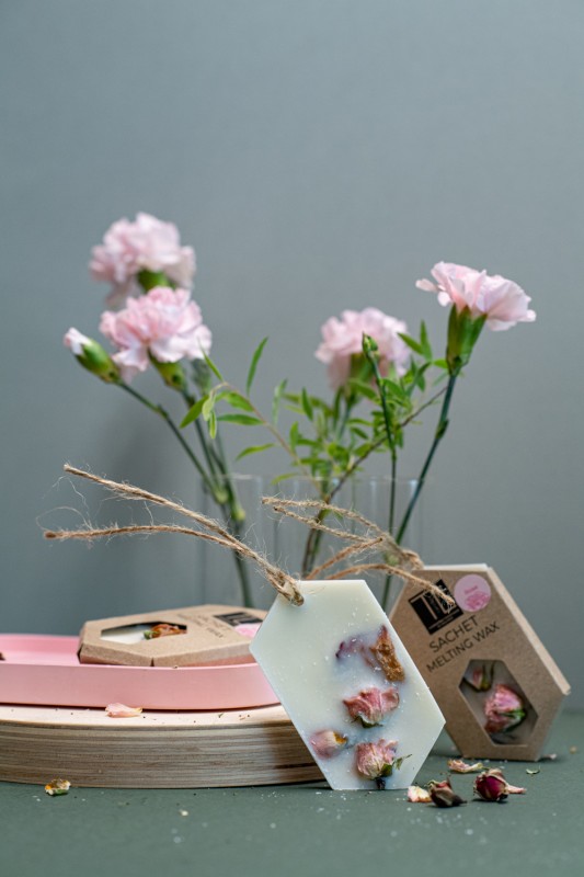 Scented soy wax sachet aroma wax melting wax TL Candles sachet for drawers and closets linen sachet with rose scent