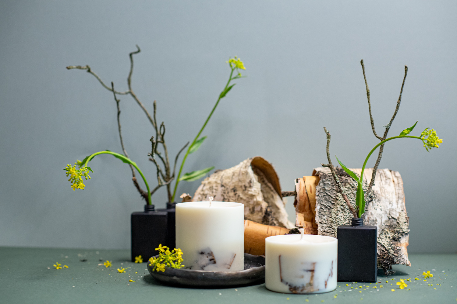 TL Candles soy wax candles with botanical details